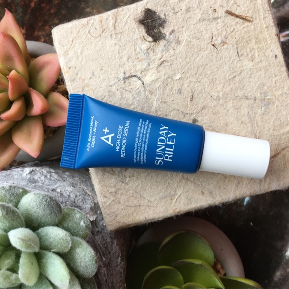 Sunday riley A+ High Dose Retinol Serum - Picture 4 of 5